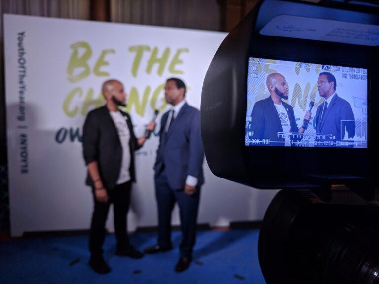 Behind the scenes shot of the interview with Denzel